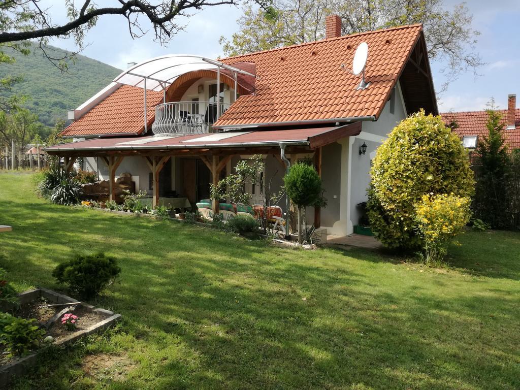 Margo Nyaralo Villa Балатонедерич Екстериор снимка