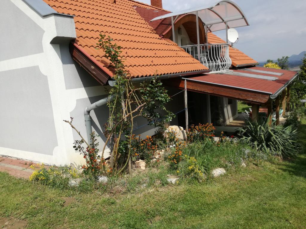 Margo Nyaralo Villa Балатонедерич Екстериор снимка